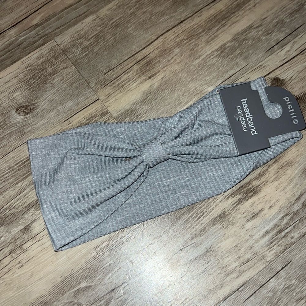 Pistil headband